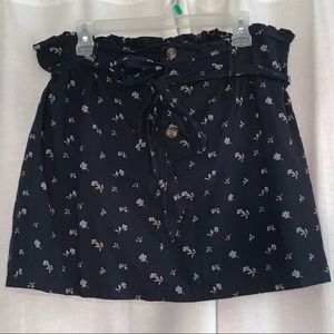 American Eagle navy flower skirt size XL